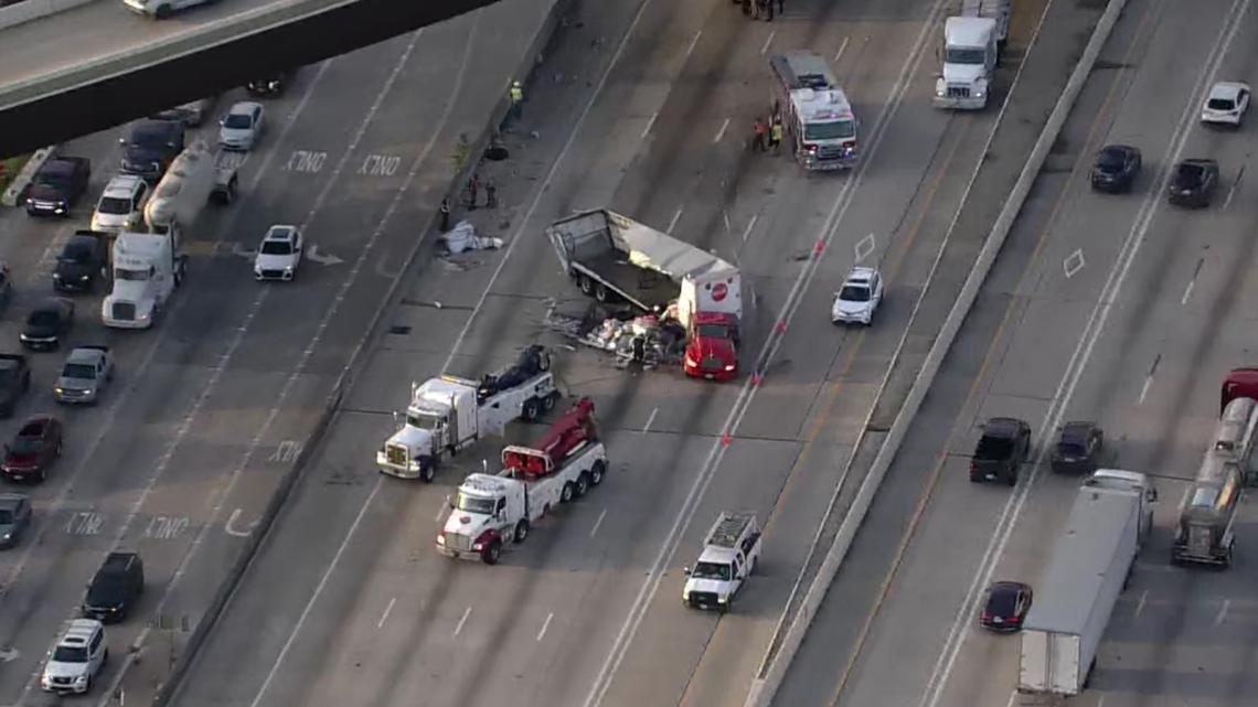 Overturned 18-Wheeler and Lost Load Snarl Houston-Area Highways; No Injuries Reported — image 1