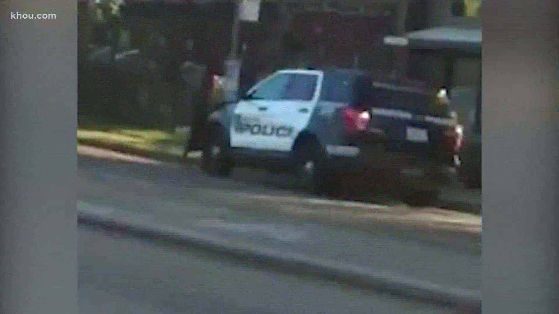 Officer's decision to shoot armed man justified, HPD Chief says | khou.com