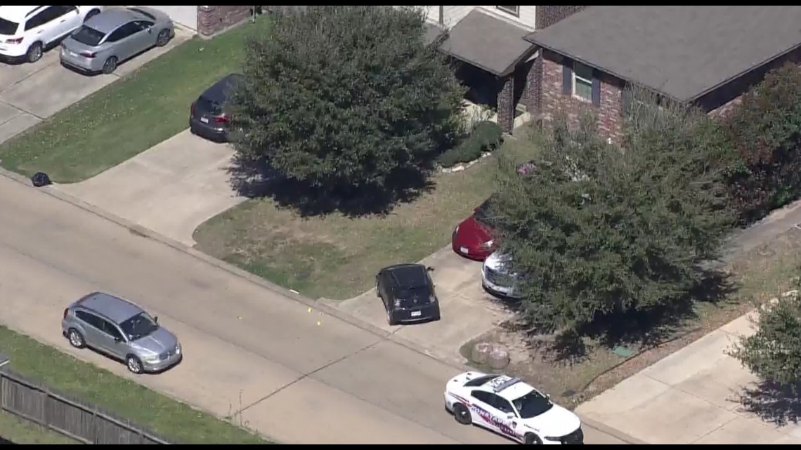 1 detained after man shot in chest in NW Harris County neighborhood ...