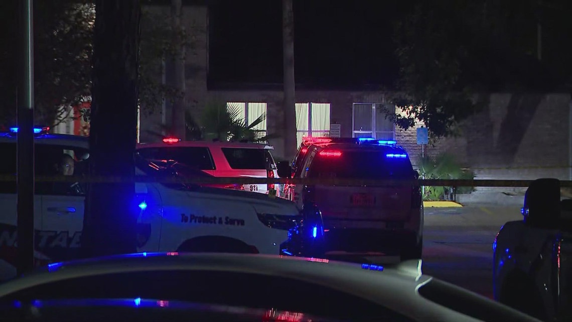 1 killed, 1 hurt in shooting at north Harris County apartment complex ...
