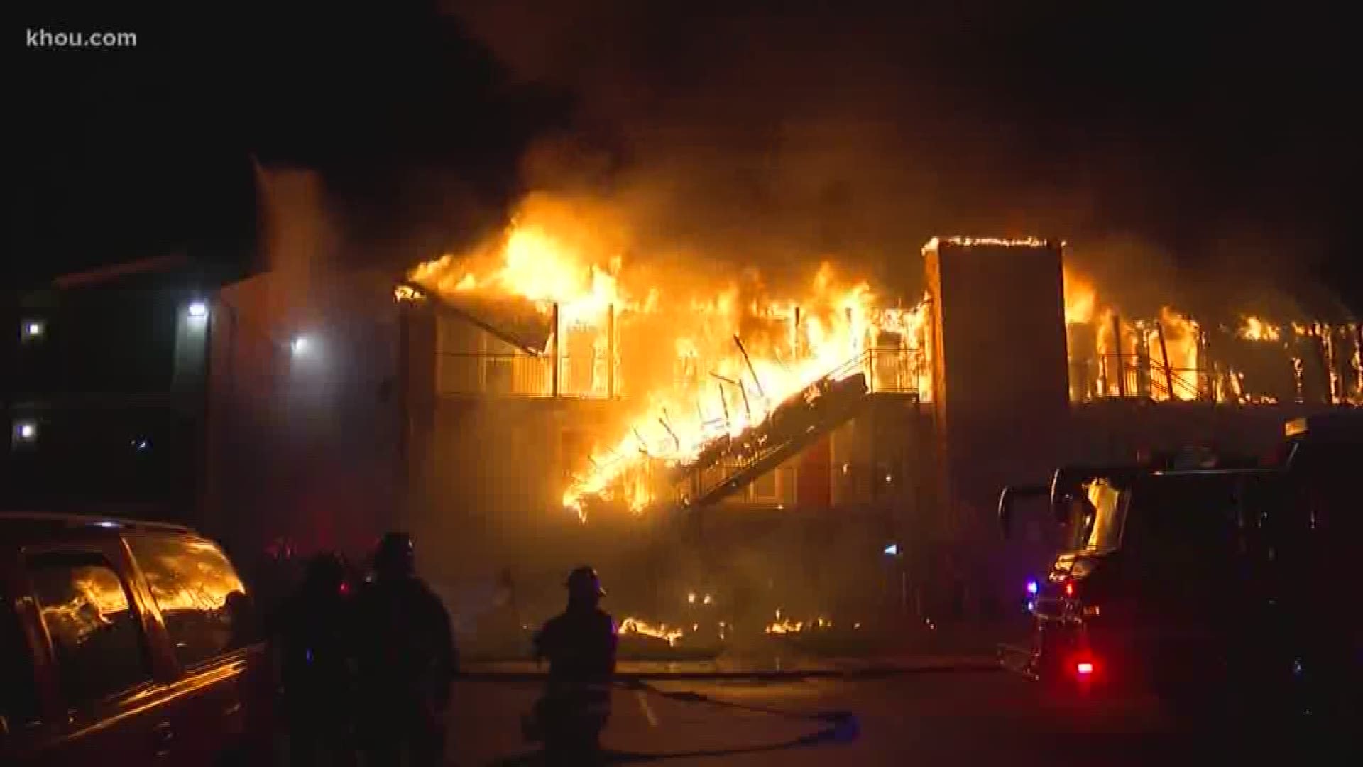 Fire crews battle a multi-alarm apartment fire in Northeast Harris County, HISD is dealing with a teacher shortage and Chita has the weekend forecast,  these are some of the top headlines from #HTownRush at 4:30 a.m.