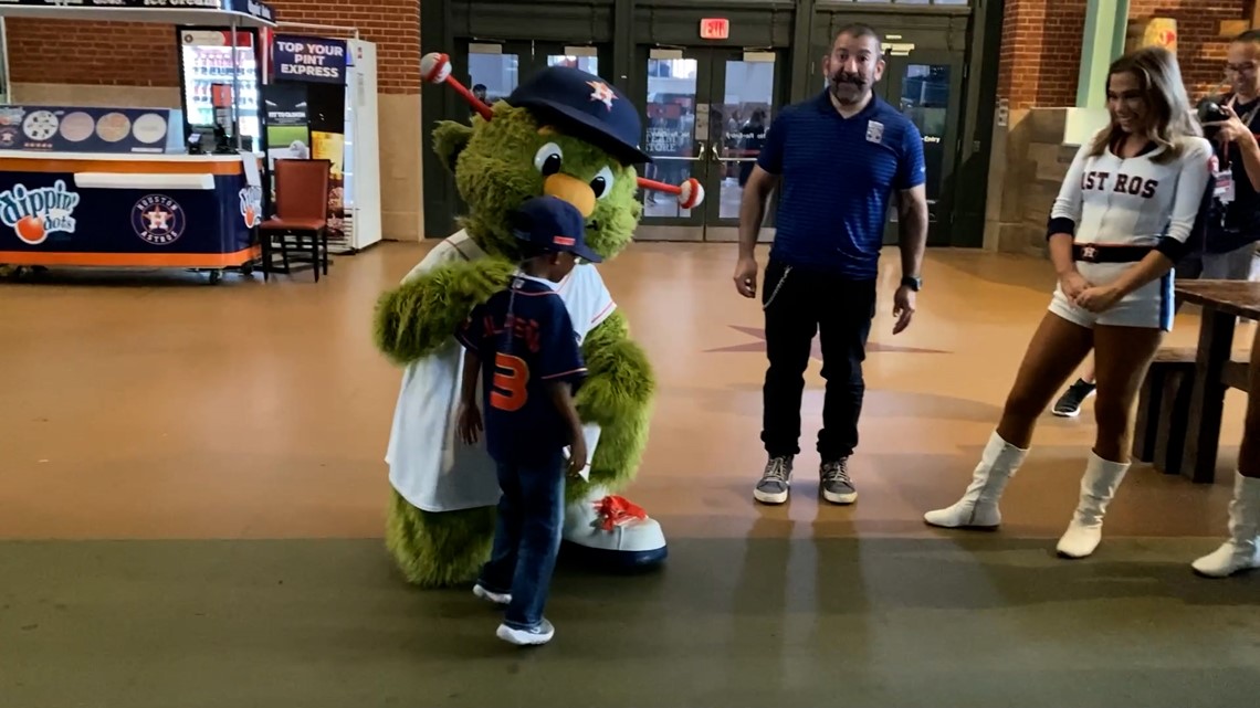 The Houston Astros bring back a hilarious mascot