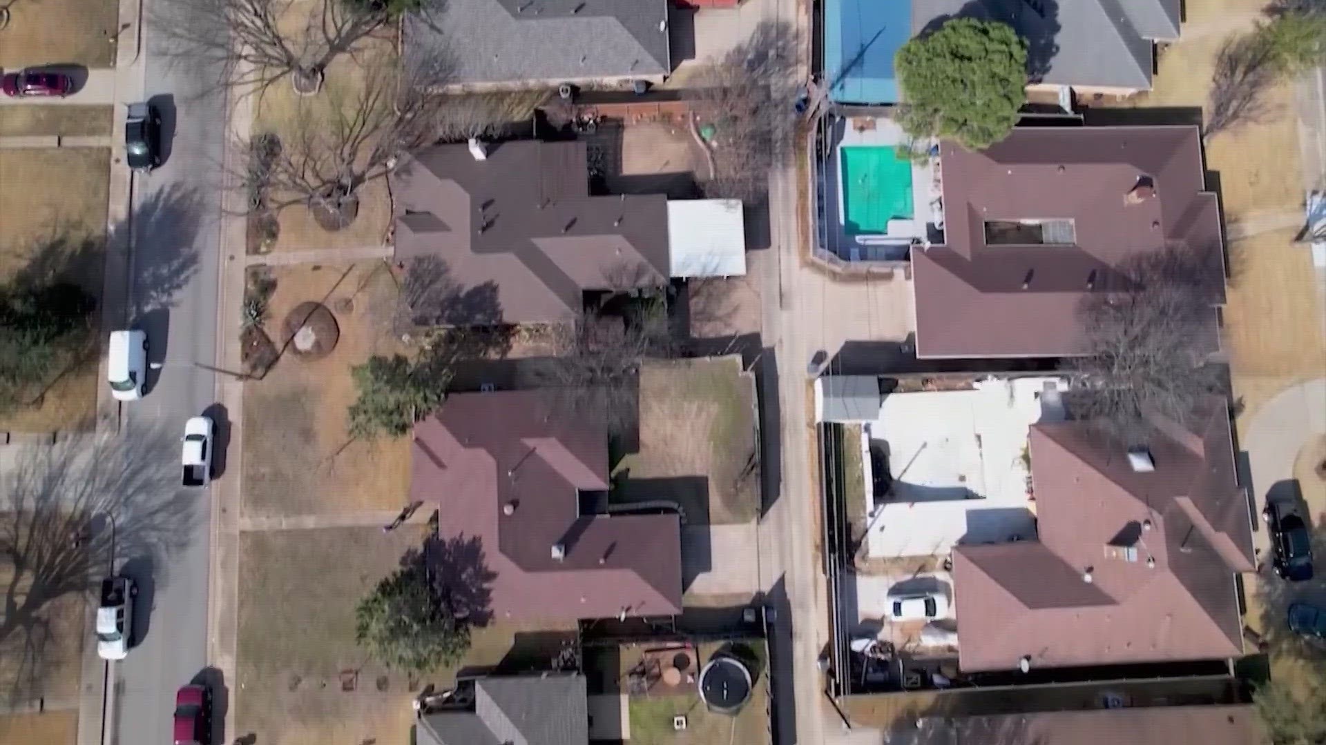 On Tuesday afternoon, the Texas Senate unanimously passed two property tax reform bills. The bills, SB 1 and SJR 1, were passed off to the House.