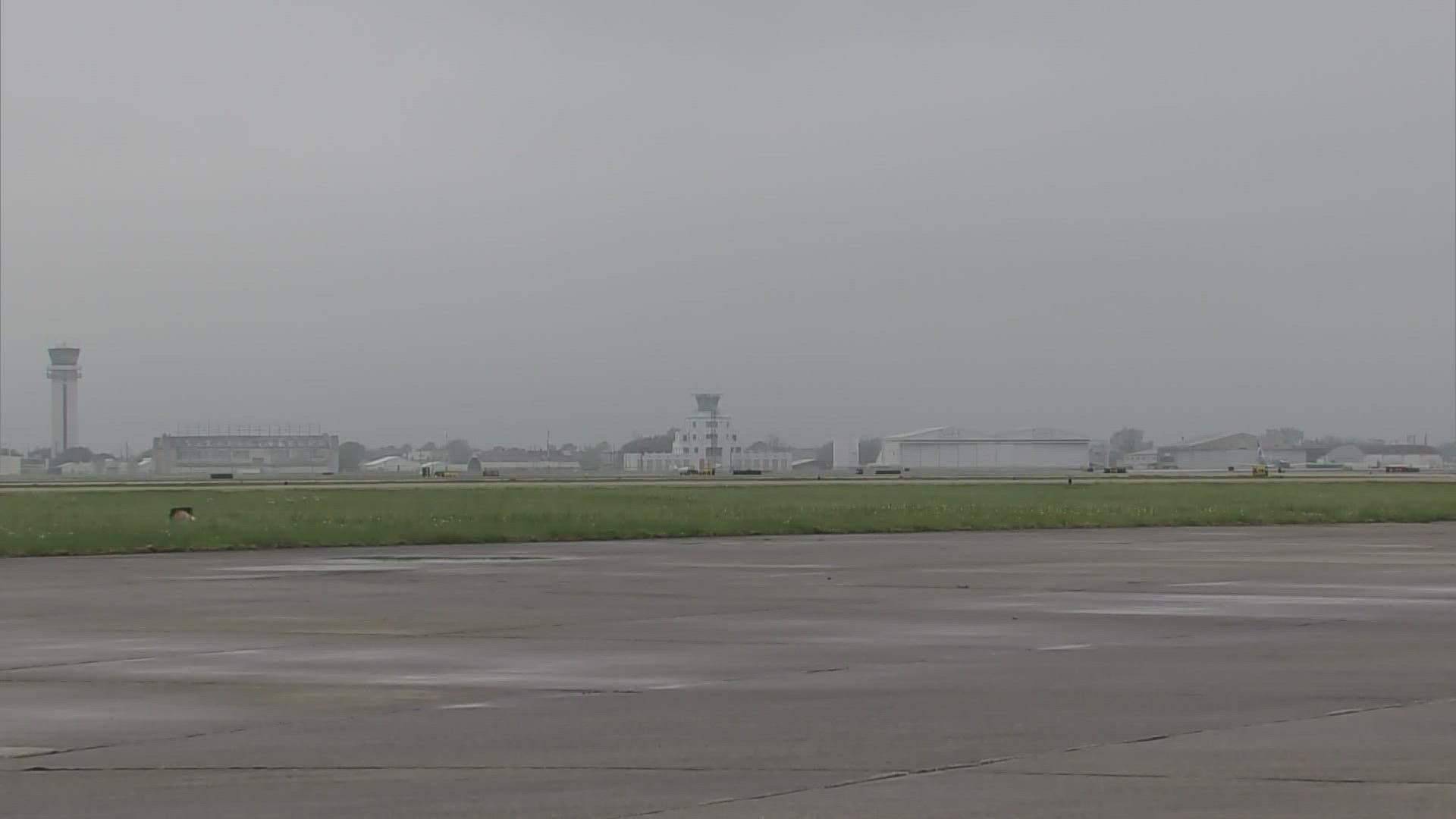 Outage Of Lights Along Runway Causing Ground Stop At Hobby Airport 