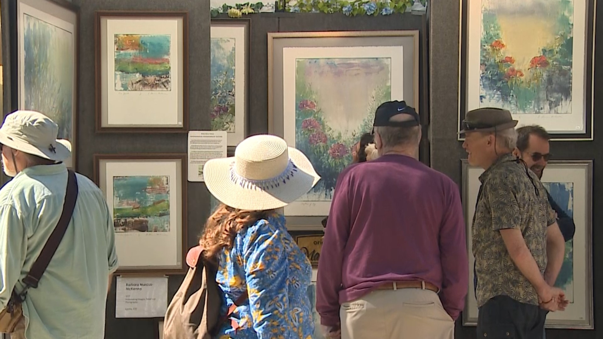 The event showcases more than 250 artists.