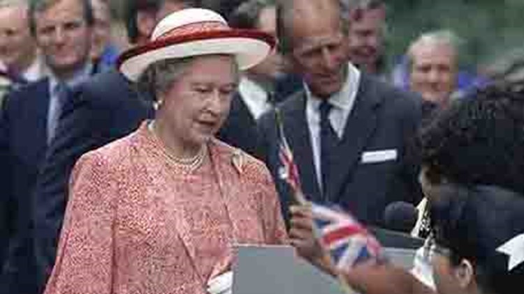 El príncipe Felipe se unió a la reina Isabel en un viaje a Houston en 1991.