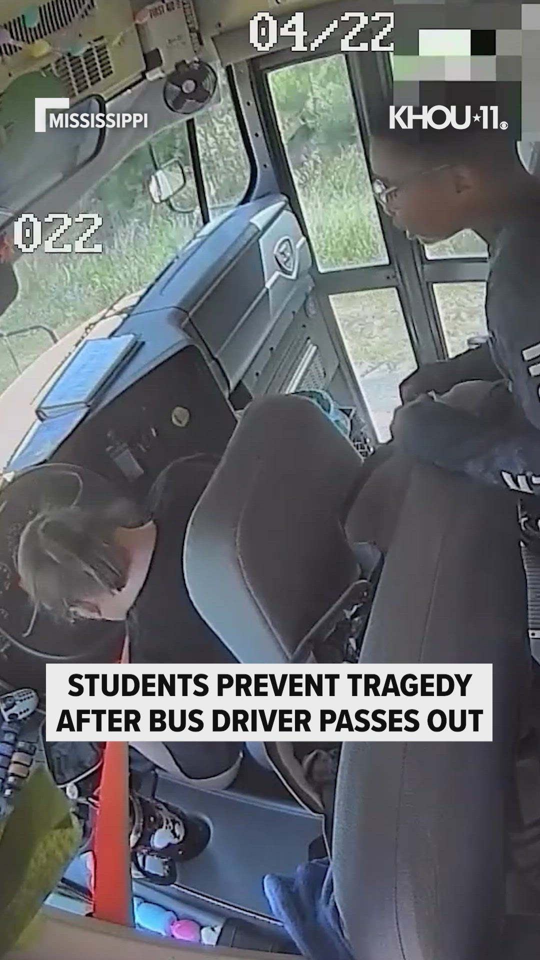Students prevent tragedy when bus driver passes out behind the wheel ...