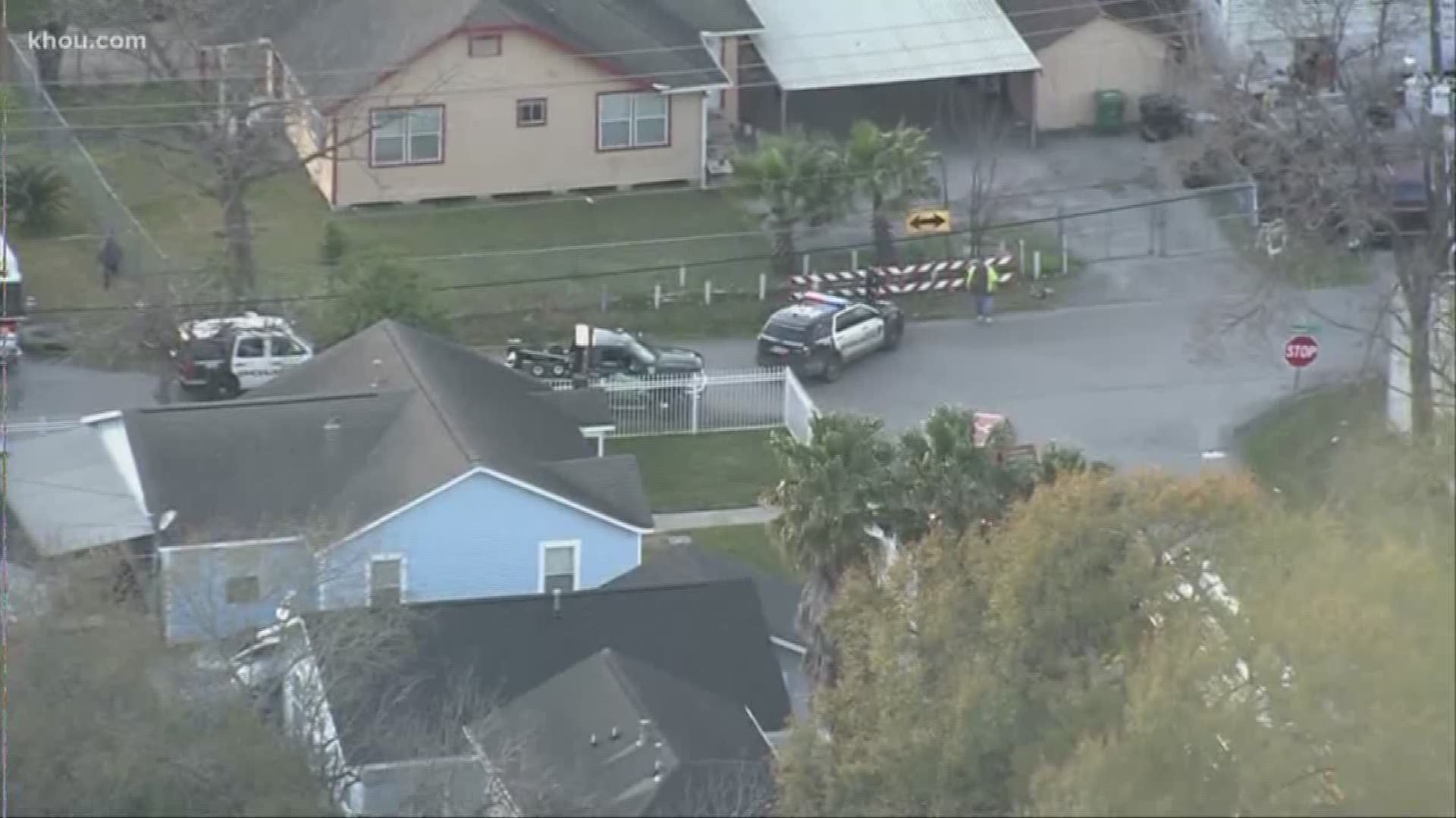 Officer shot in shoulder released from hospital; 2 others remain ...