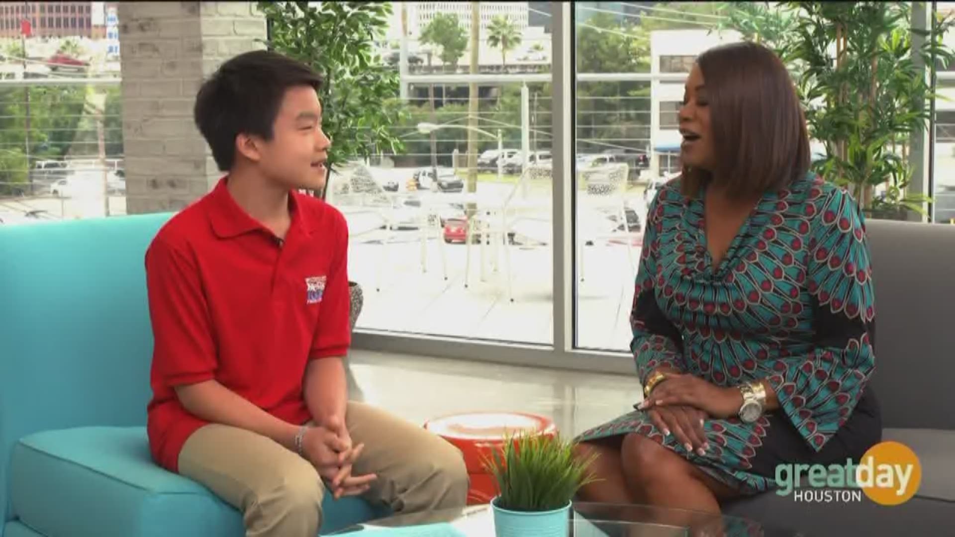 Benjamin Who, speaks about how his interest in journalism began, and how he became a Kid Reporter with Scholastic News. He also turns the tables and interviews Great Day Houston host Deborah Duncan.
