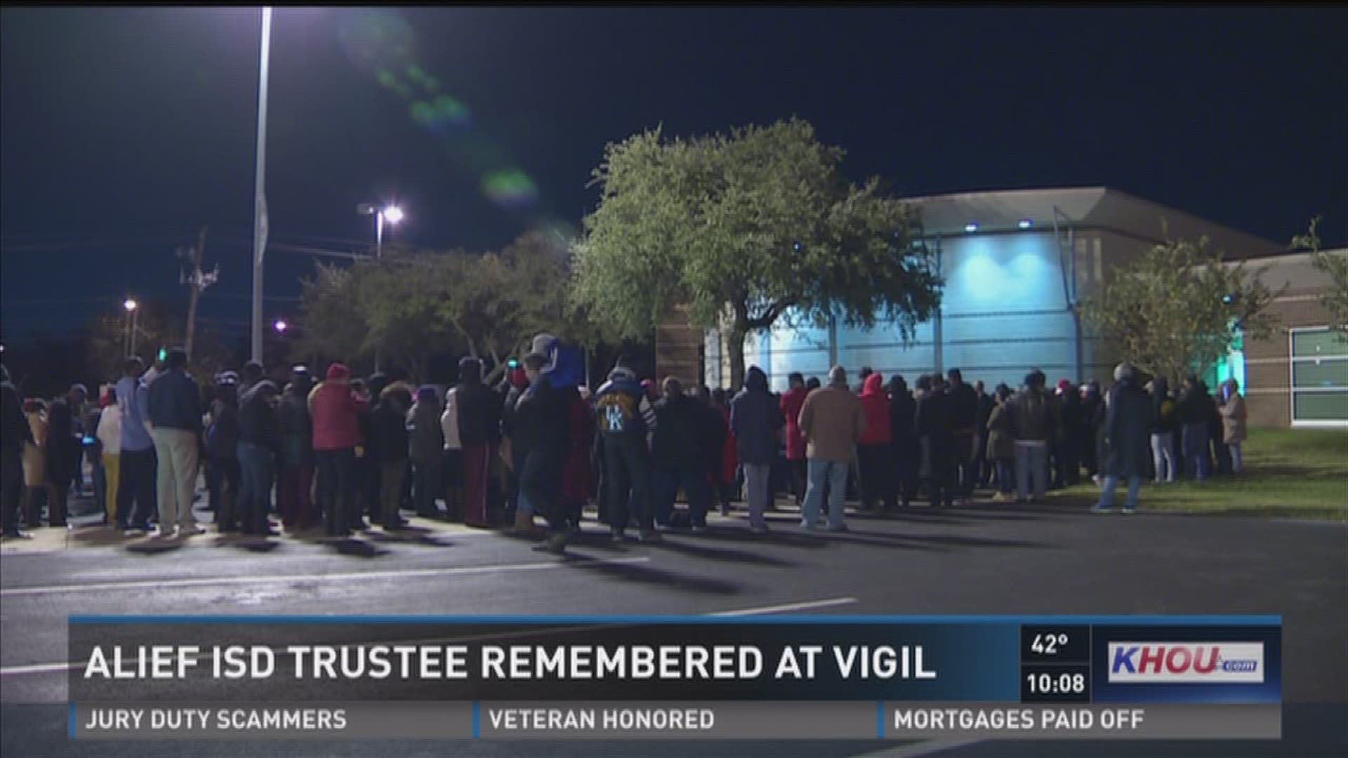 Community gathers for vigil honoring slain mother, educator | khou.com