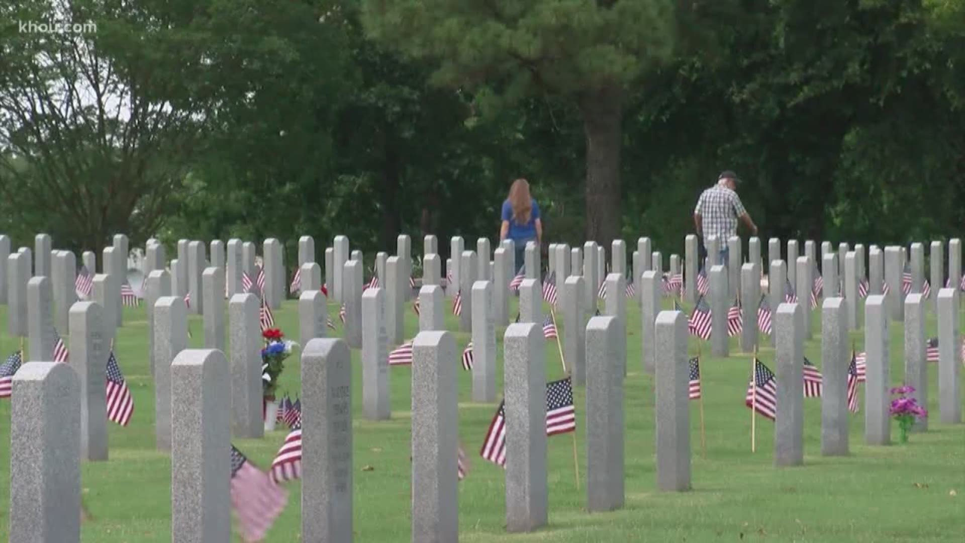 Families gathered at the Houston National Cemetery to honor fallen heroes Sunday ahead of Memorial Day.