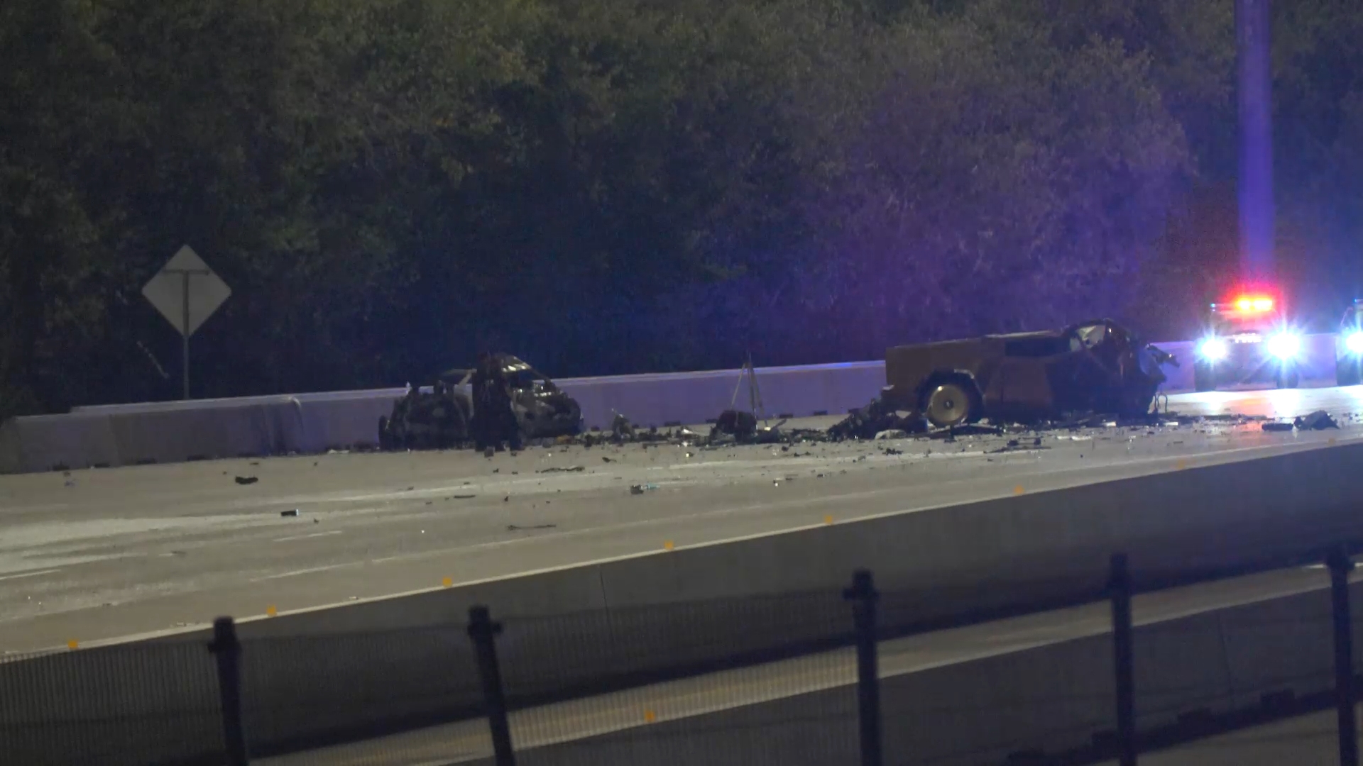 2 dead in fiery wrong-way crash on Katy Freeway, police say | khou.com