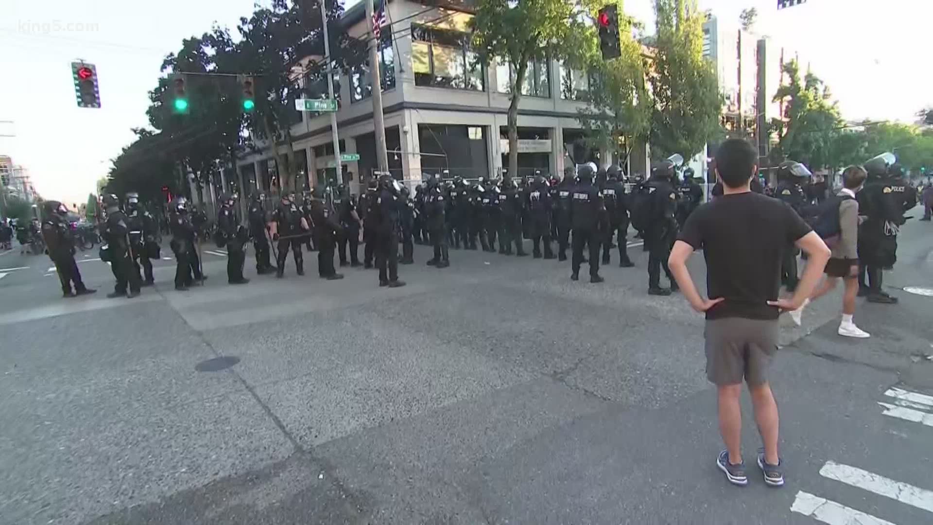 Washington Riots Yesterday Seattle protests remain peaceful after 47 arrested in Saturday 'riot ...