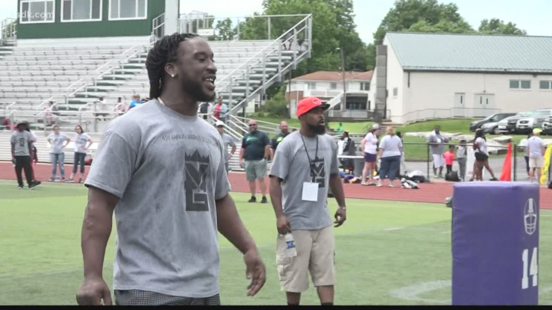 Markus Golden, the New York Giants defensive end from Affton, was out encouraging kids to chase their dreams -- because he used to be in their shoes not too long ago.