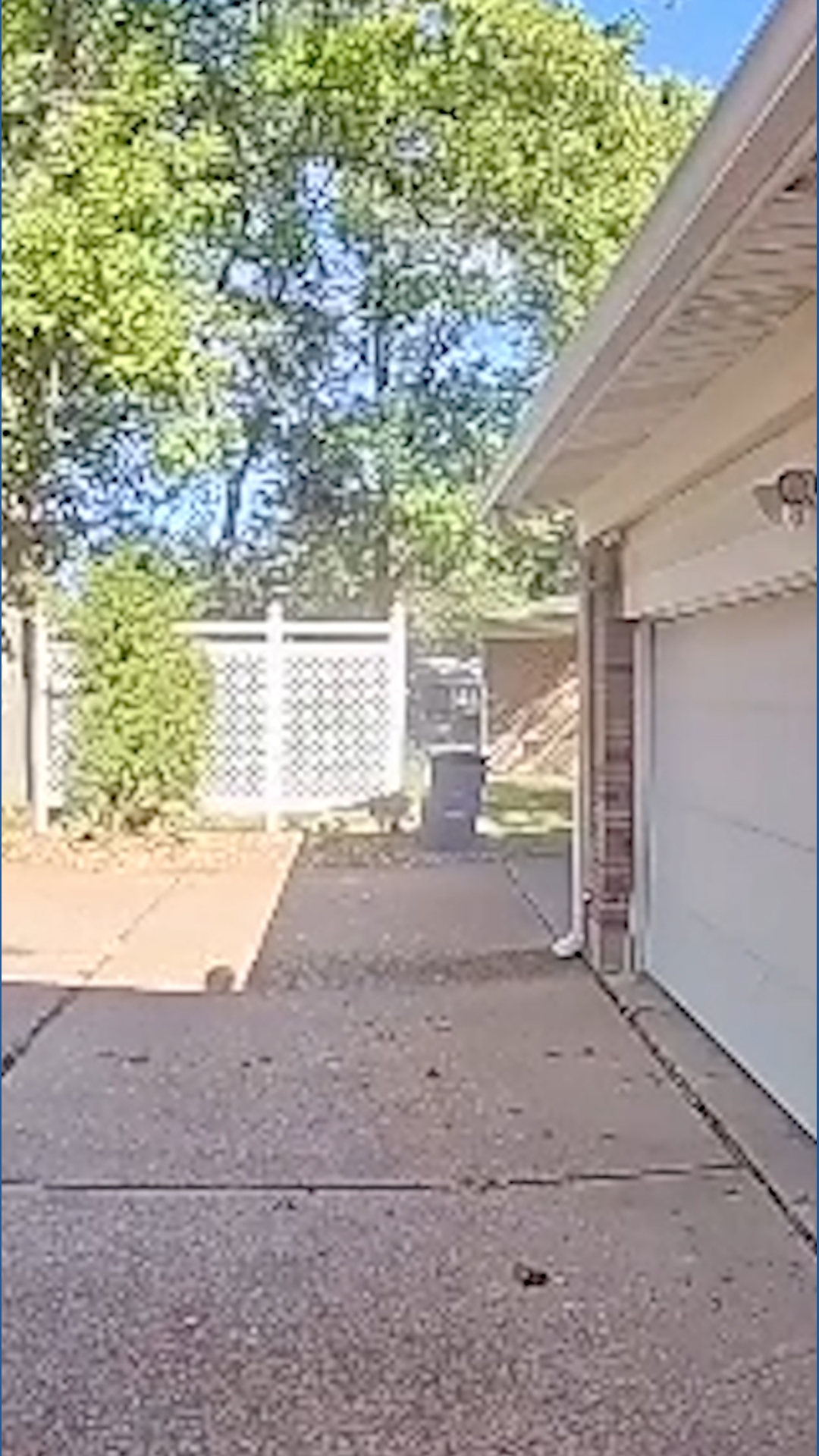 Video shows moment house explodes in St. Louis County | khou.com