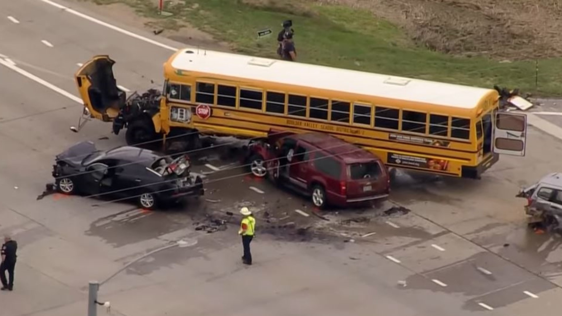 School bus involved in 4-vehicle crash in Boulder County | khou.com