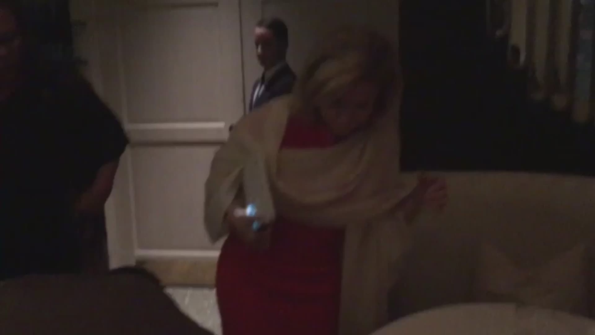 RAW: Ted Cruz approached by protesters at D.C. restaurant, chased out