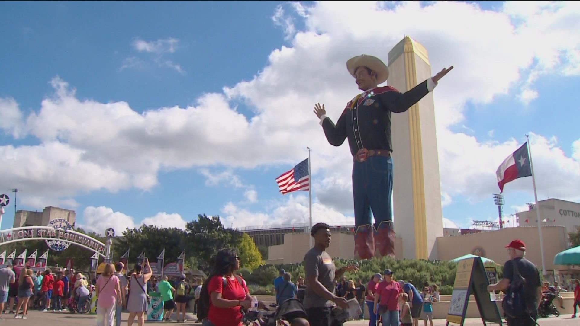 What do Texas football players eat at the Texas State Fair? KVUE asked some Longhorns, and this is what they said.