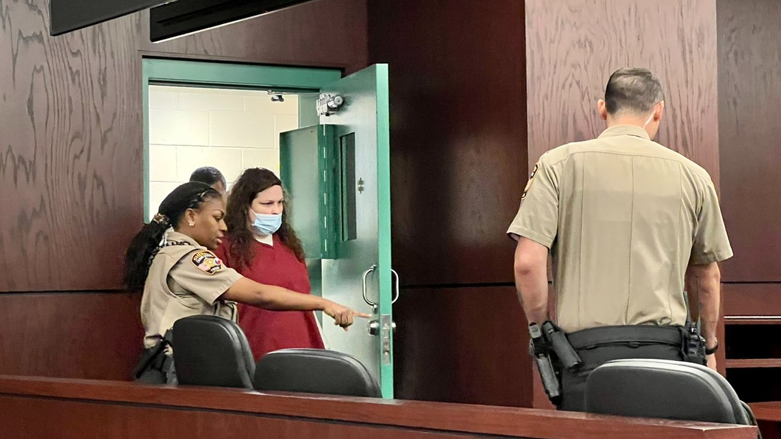 Wanita yang dituduh menculik, membunuh ibu Austin pada 2019 untuk mengambil kesepakatan pembelaan