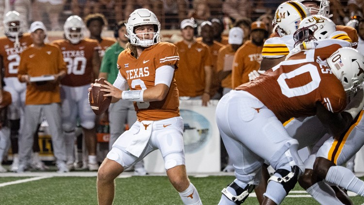 QB Quinn Ewers with 2 TD passes in Texas debut, a 52-10 win over ULM