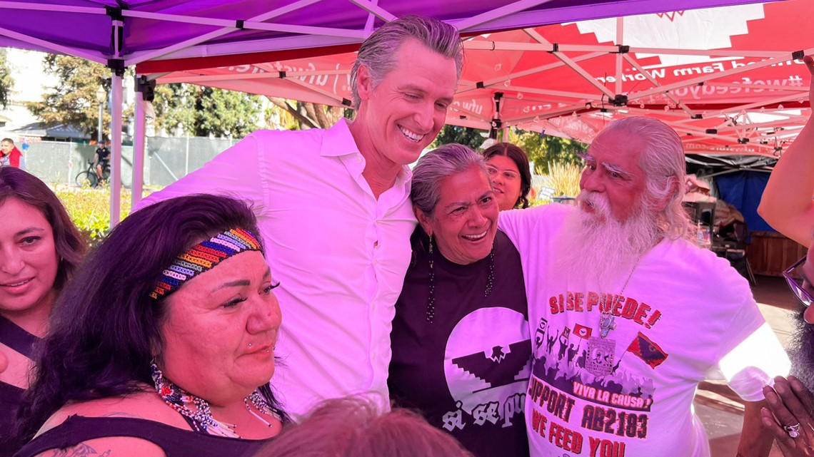 Newsom signs bill expanding California farmworker union rights - Vimarsana News