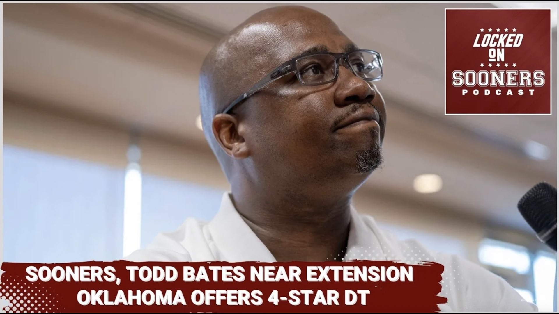 The Oklahoma Sooners and co-defensive coordinator and defensive tackle coach Todd Bates are working towards an extension according to Matt Zenitz