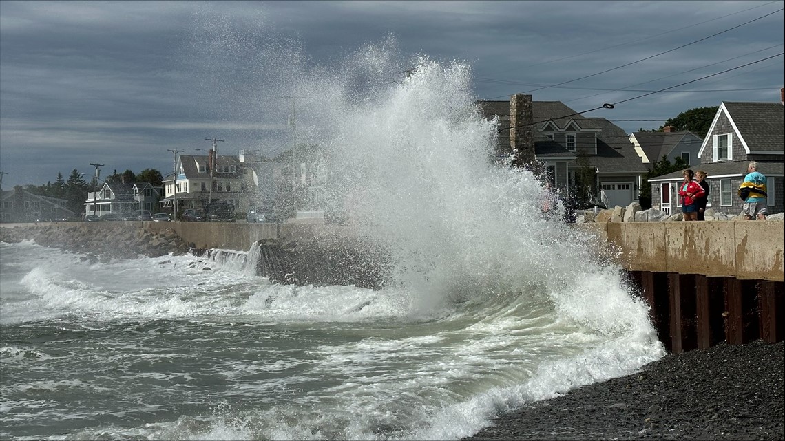 Lee, now a nor'easter, lashes New England and Canadian coastline - Vimarsana News
