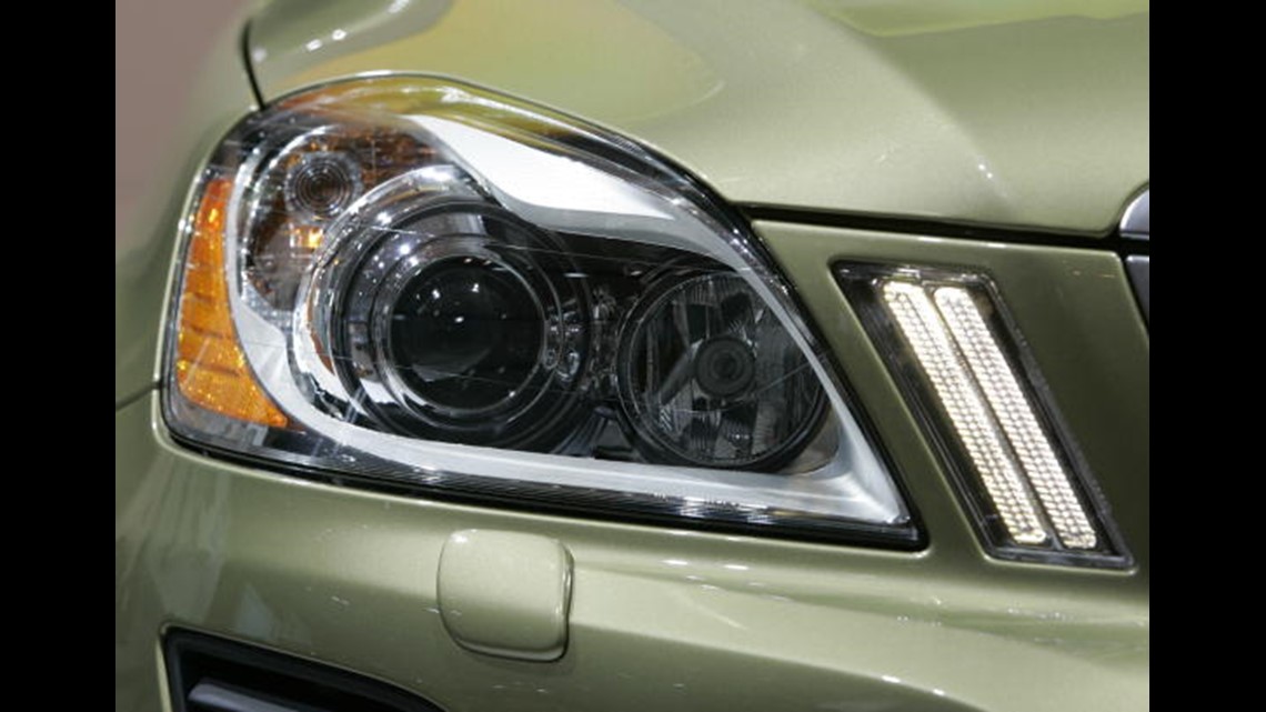 How to determine if your headlights need realignment