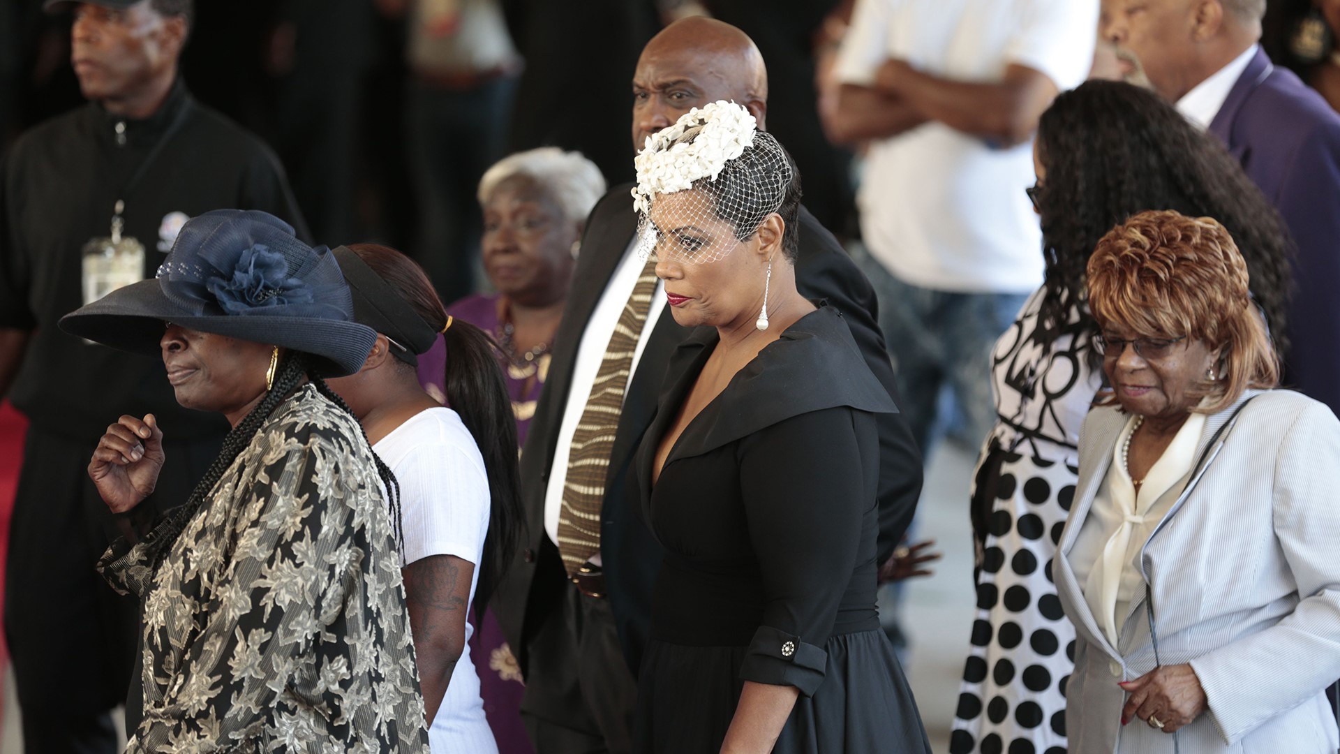 Aretha Franklin funeral: Nation mourns and celebrates the Queen of Soul ...