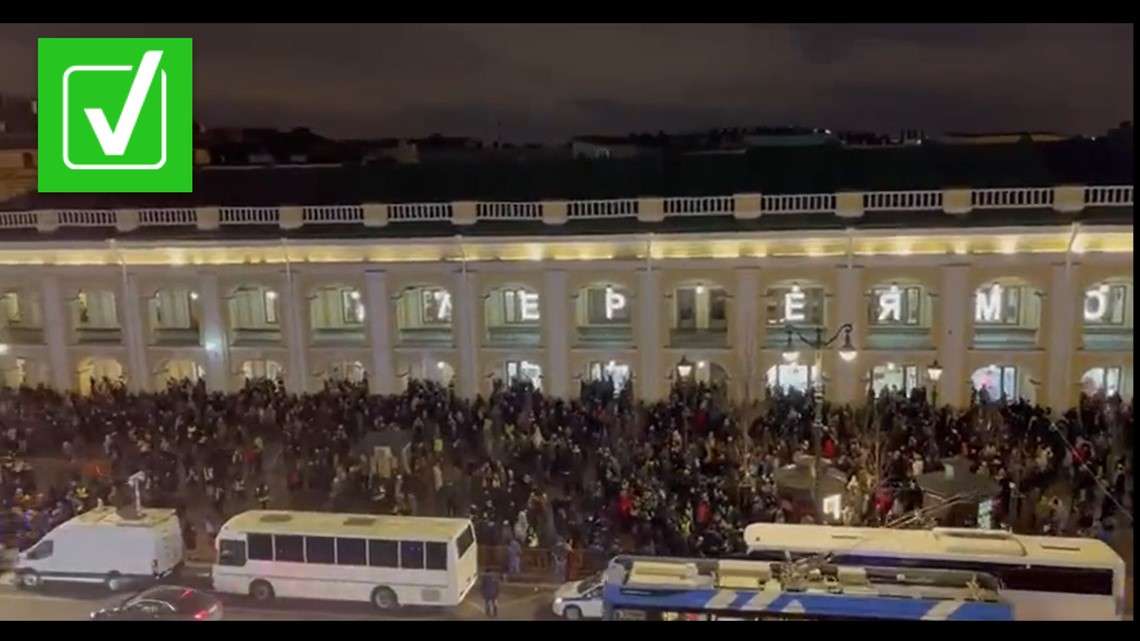 Video of antiwar protest in St. Petersburg Russia is real