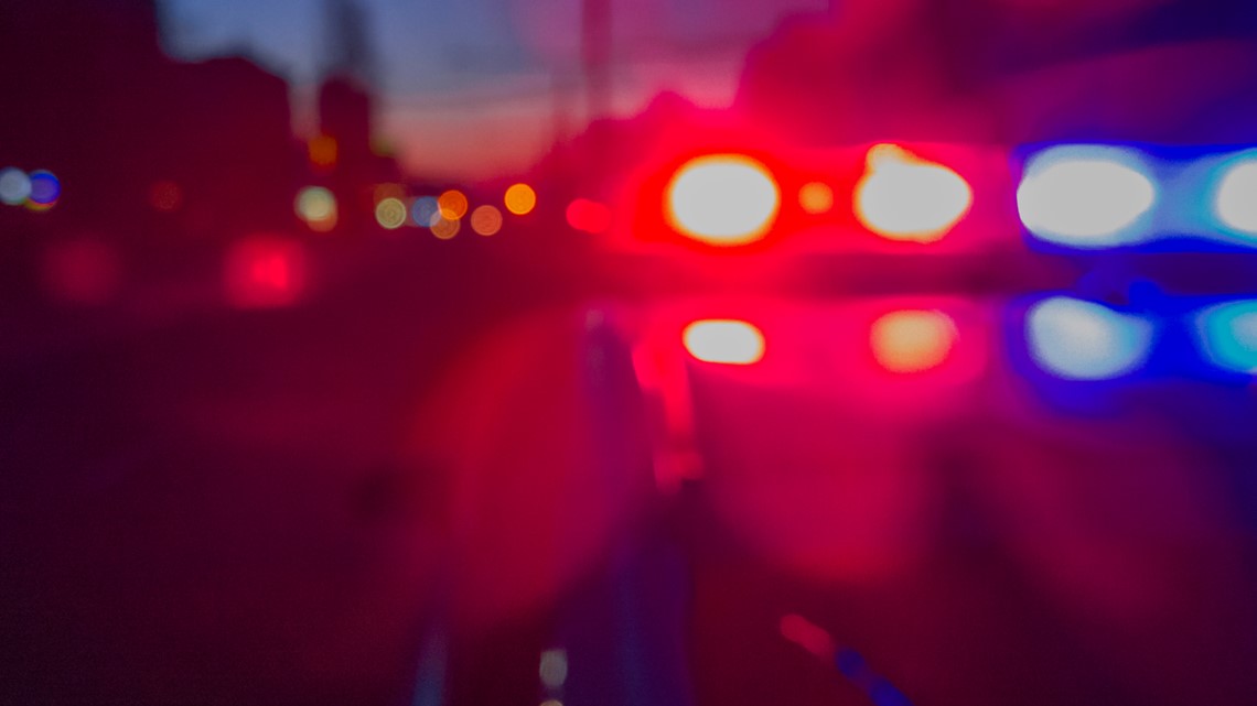 Polisi Grapevine mendakwa dua pria karena mencuri gas