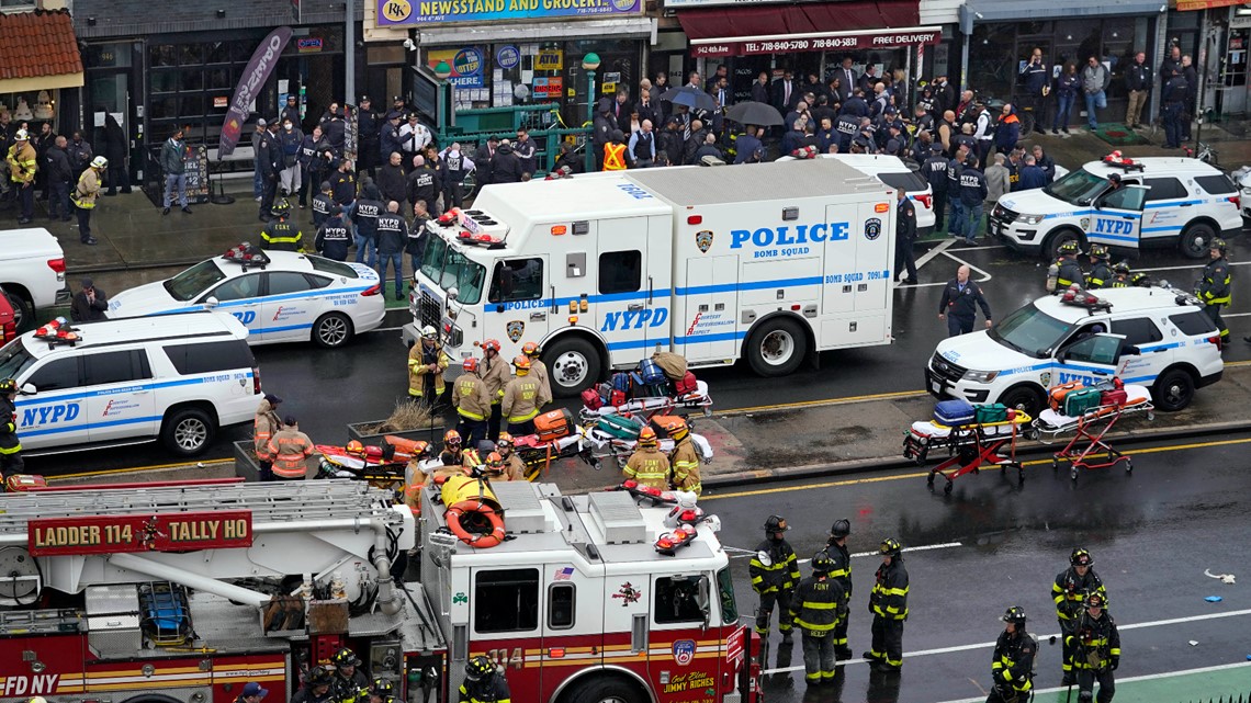 Polisi menemukan van U-Haul terkait dengan penembakan kereta bawah tanah NYC