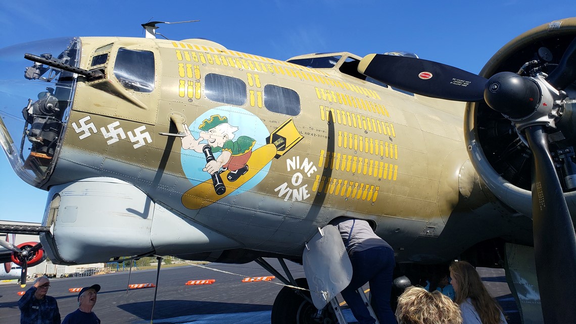 2 Pilots Of B-17 Bomber In Connecticut Airport Crash Among 7 Dead ...