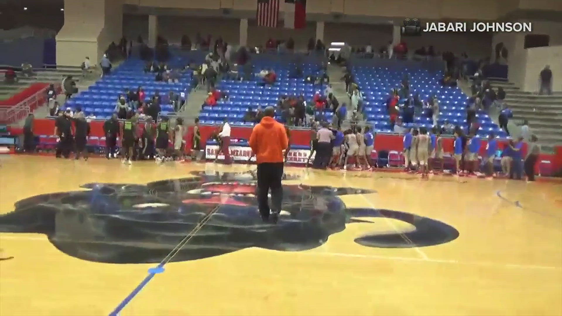 Watch a fight break out following No. 7 Duncanville's win over No. 6 DeSoto Tuesday evening. Credit: Jabari Johnson