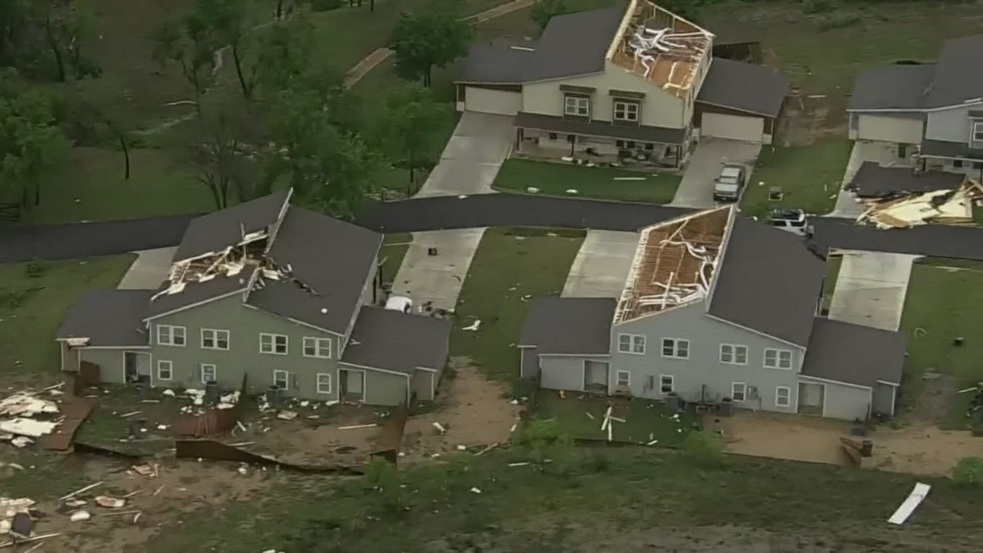 North Texas storms: Potential tornado leaves damage behind | khou.com