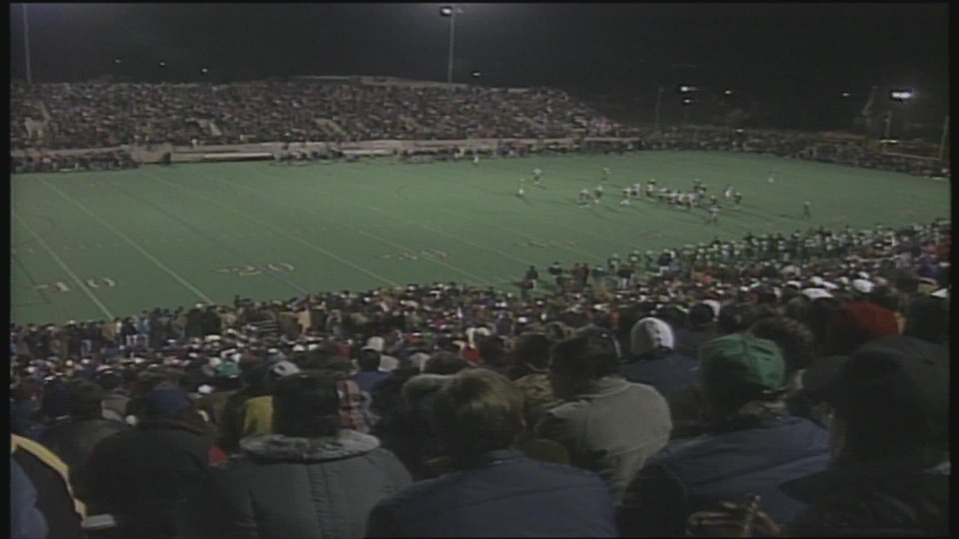 Southlake Carroll and Vernon squared off in an epic playoff game at Pennington Field in 1992. And they're still talking about it today.