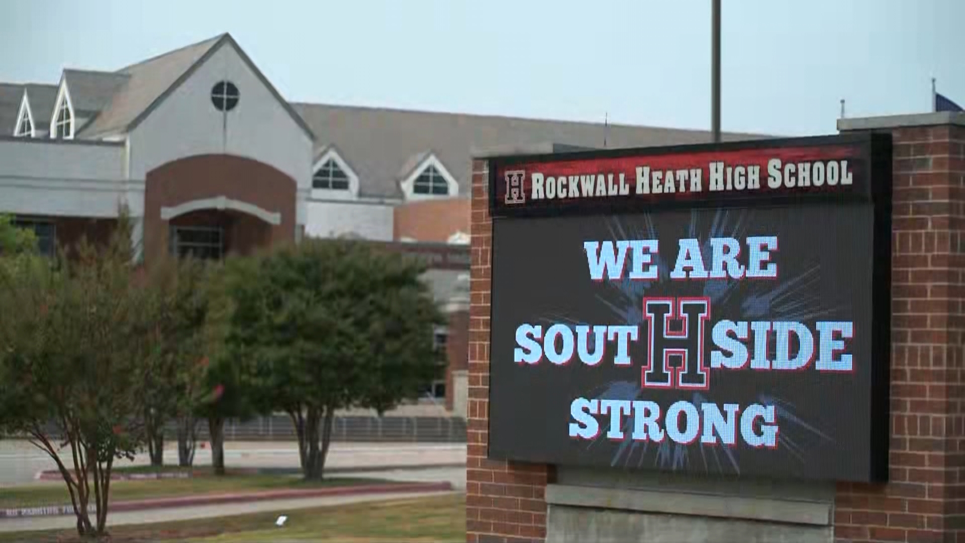 The students contacted the Heath Department of Public Safety, which quickly removed the flags, the message states. 