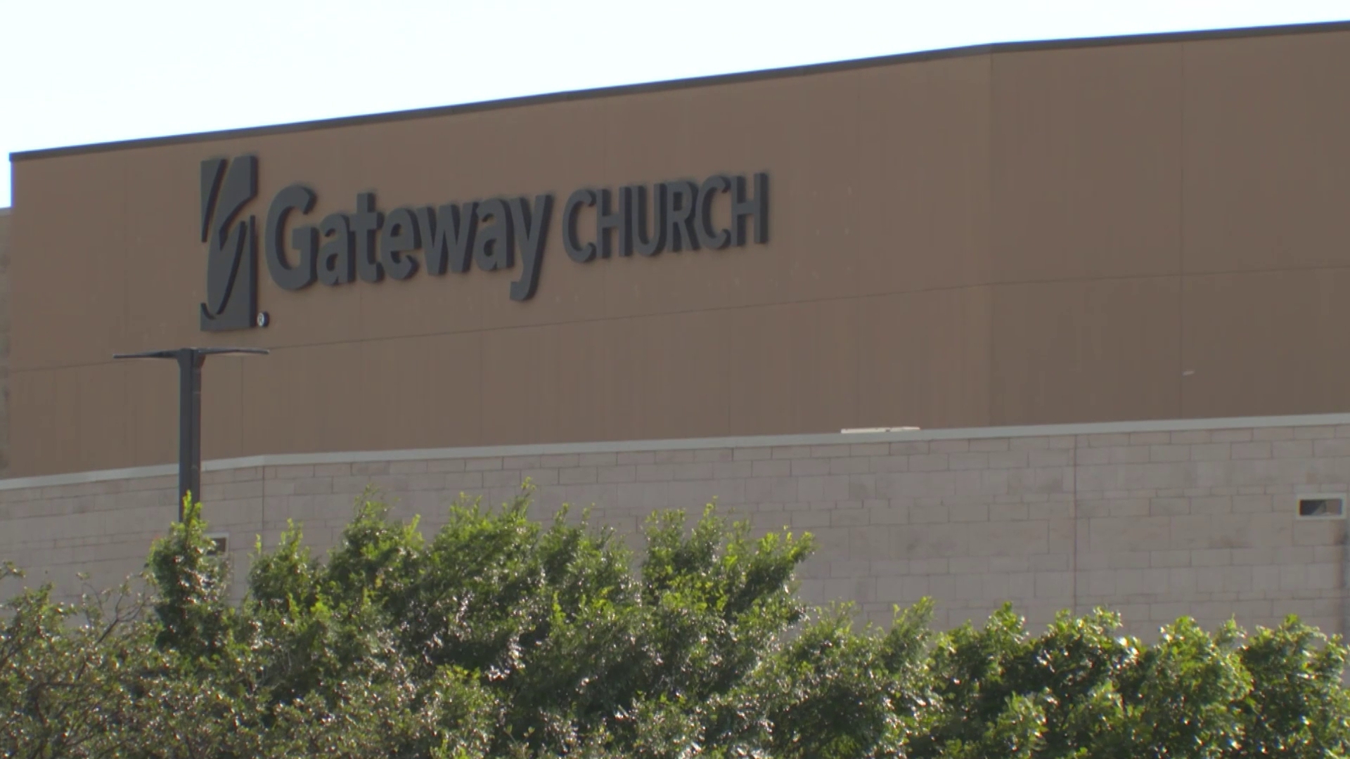 Gateway Church pastor updates: Robert Morris' son James resigns | khou.com