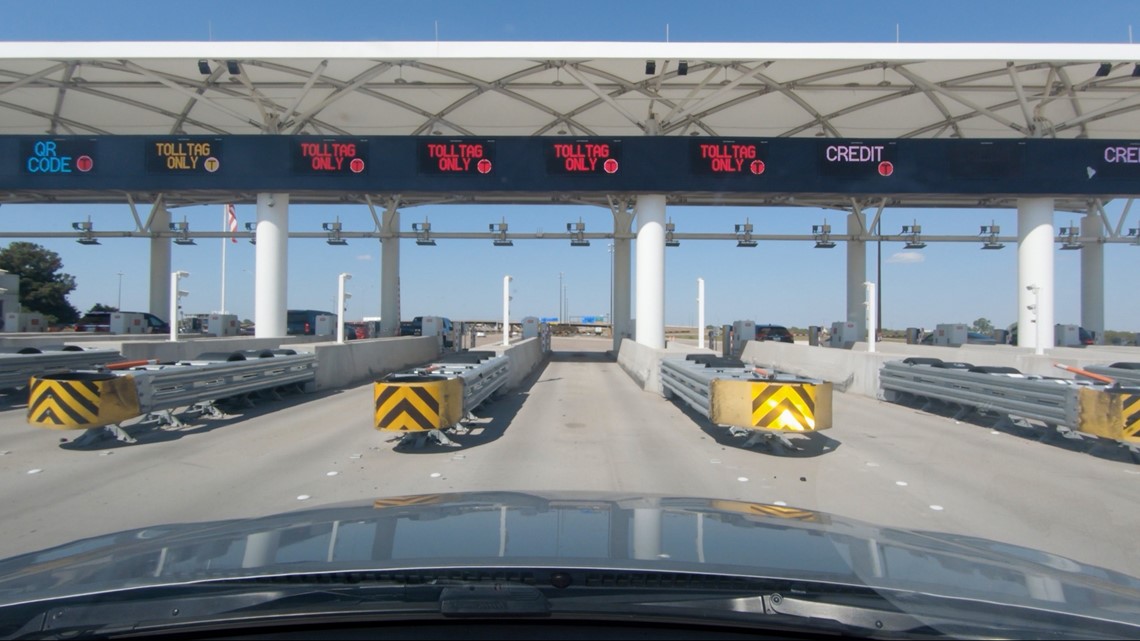 Plano couple hit with 2,000 DFW Airport parking bill