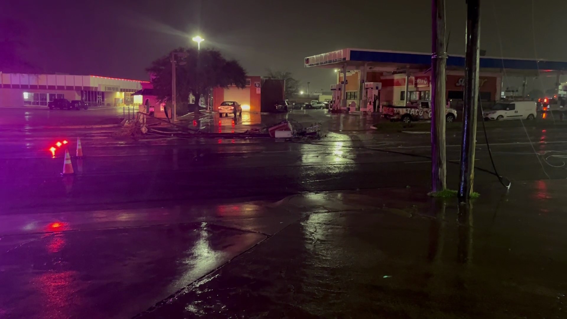 DFW storms: Damage reported in North Texas from severe weather | khou.com