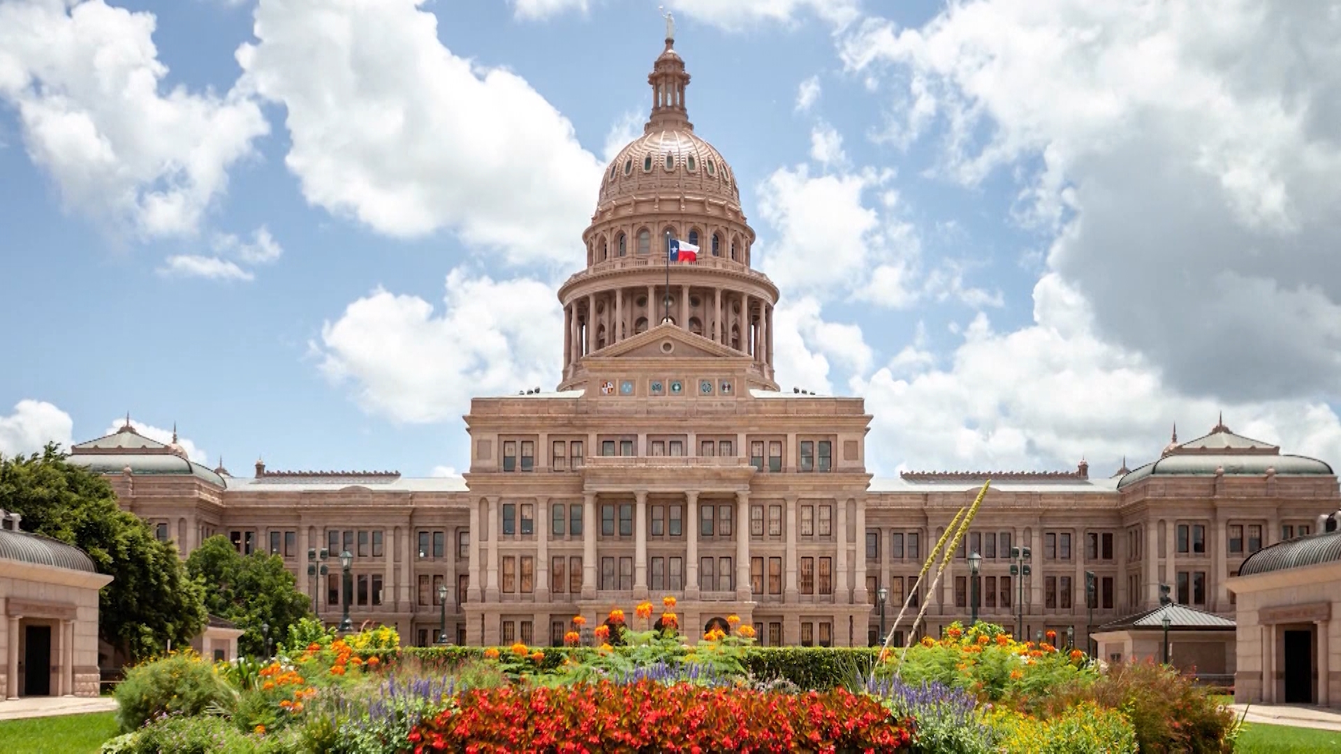 The Special Session features a sweeping 18-item agenda focusing on flood recovery efforts, property tax cuts, and more.