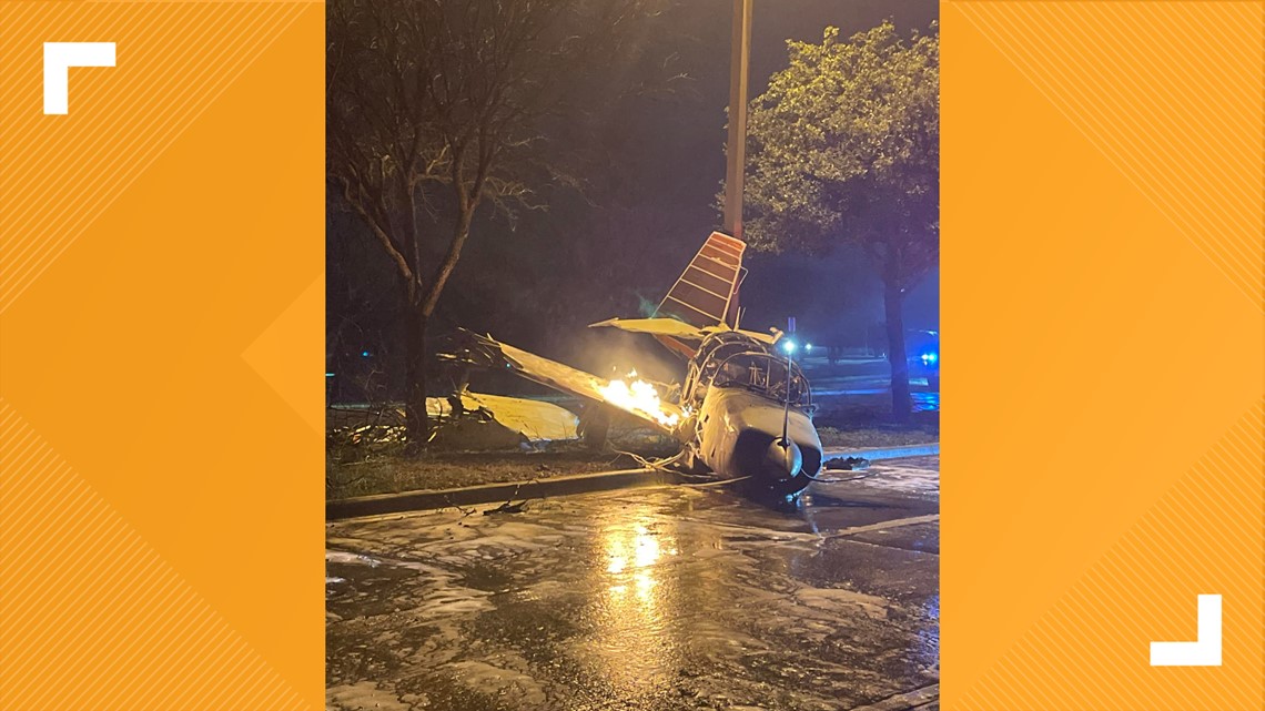 Singleengine plane crashes in Carrollton, two sent to hospital