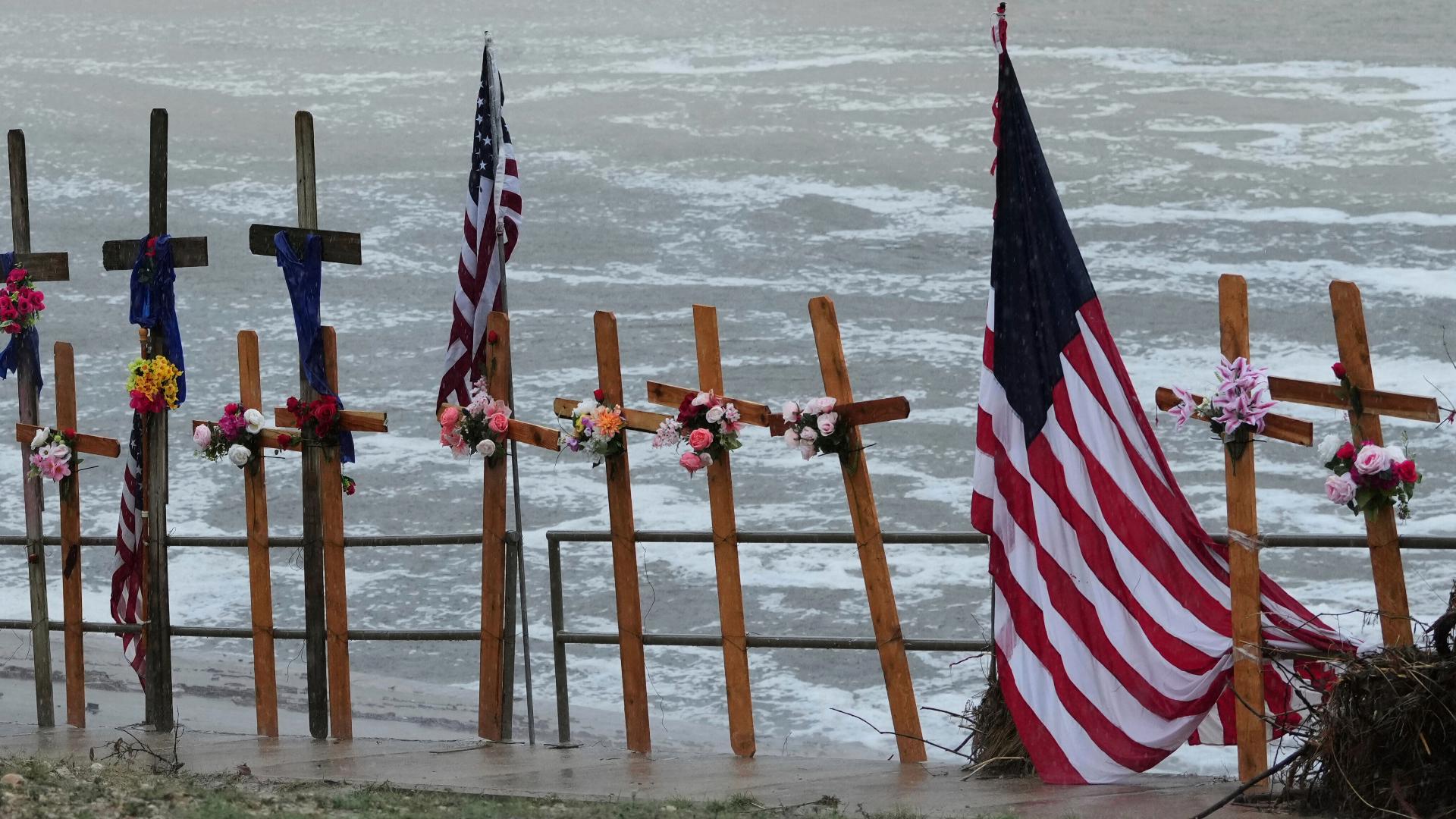 Texas flood helmet sticker honors victims | khou.com