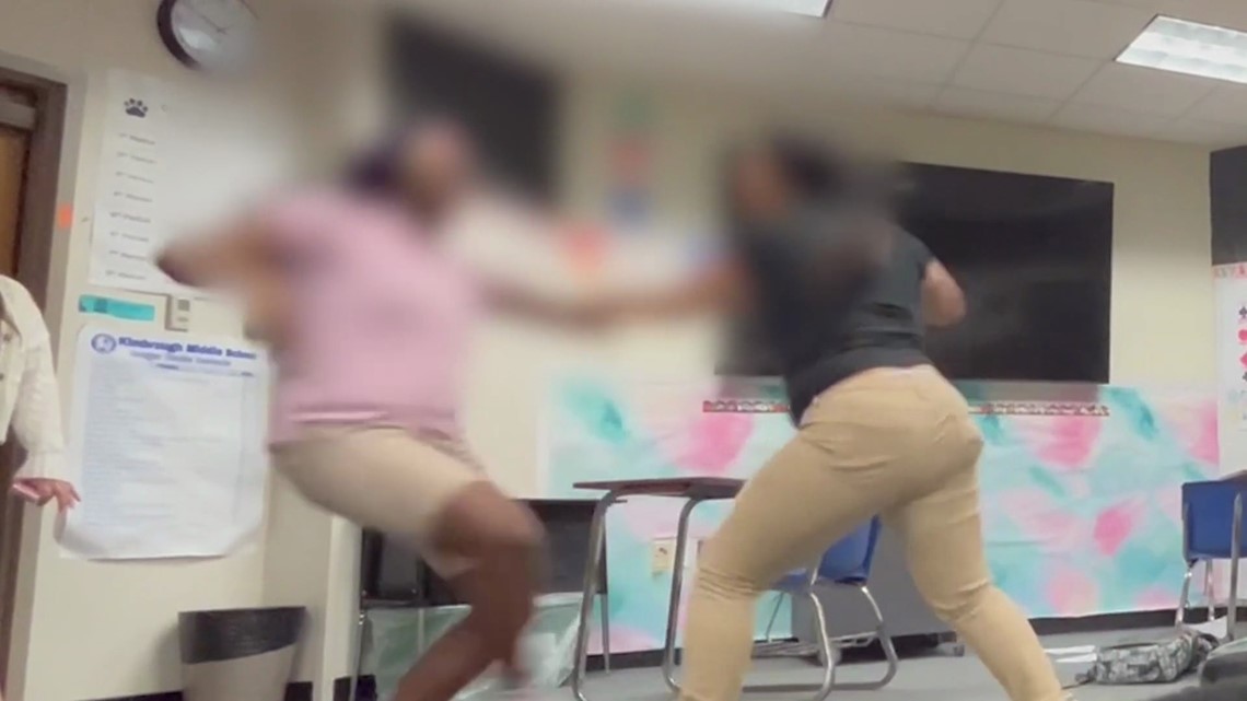Texas teacher who allegedly allowed fights in class arrested - Vimarsana News