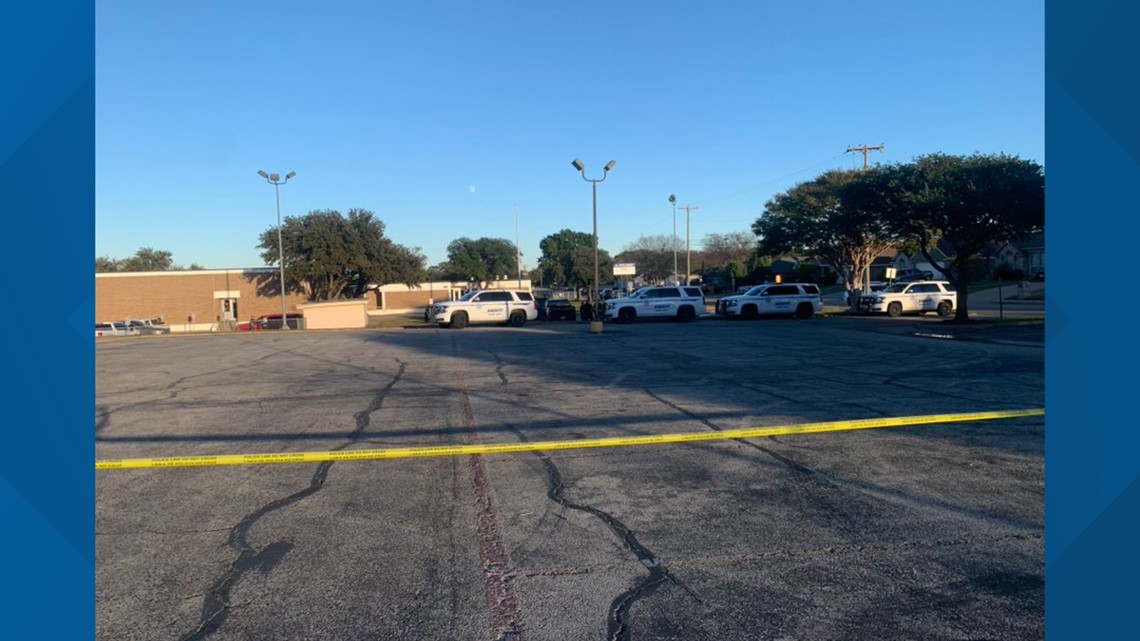 Petugas ditembak saat pelatihan polisi di Fort Worth