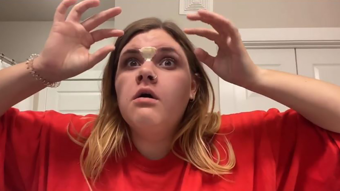 Texas woman wins the with waxing video