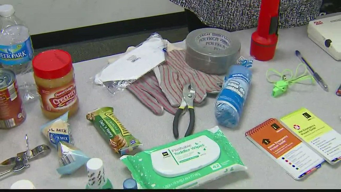 Essential items needed for your emergency preparedness kit - Vimarsana News