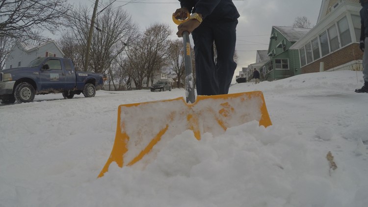 Akron man helps clear driveways for those battling breast cancer
