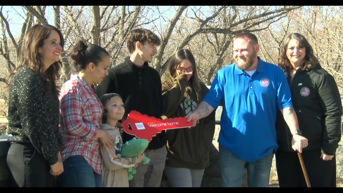 Wounded Army veteran receives new home in Iowa - Vimarsana News