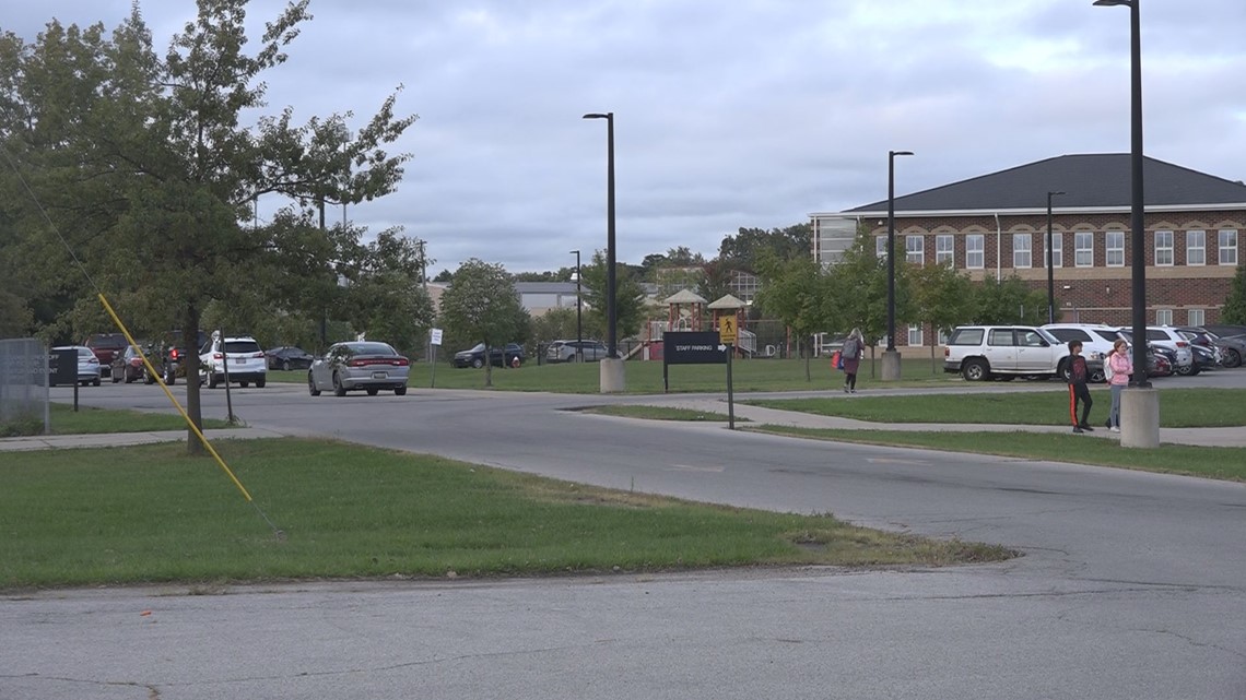 Man left in car for hours after dying in elementary school lot - Vimarsana News